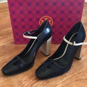 Tory Burch Faye pump